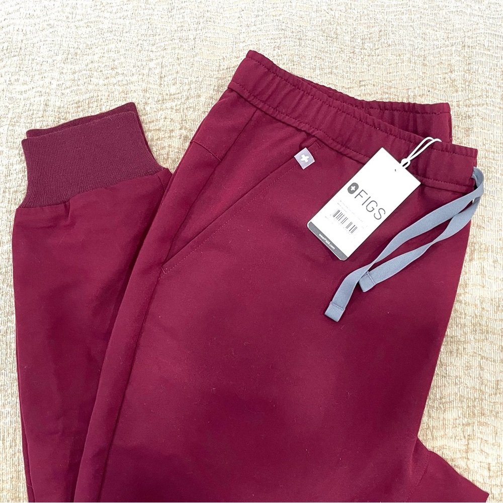 FIGS Men’s Tansen Jogger Scrub Pants